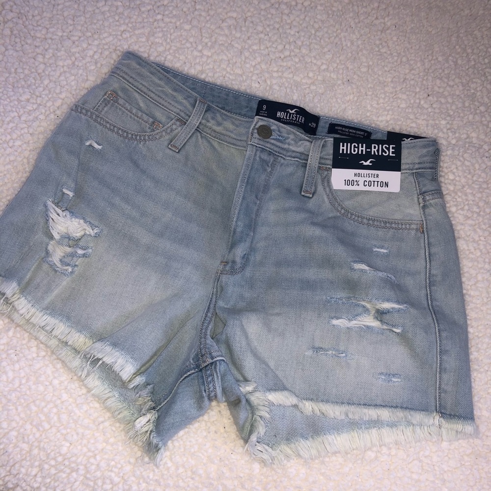 Hollister High Rise Mom Short